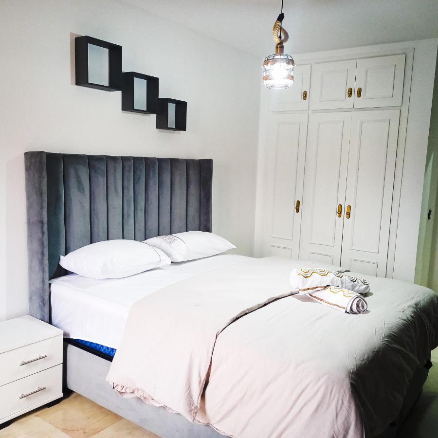 Nouveau Appartement Au Plein Centre-Ville En Face Hilton Tanger Extérieur photo