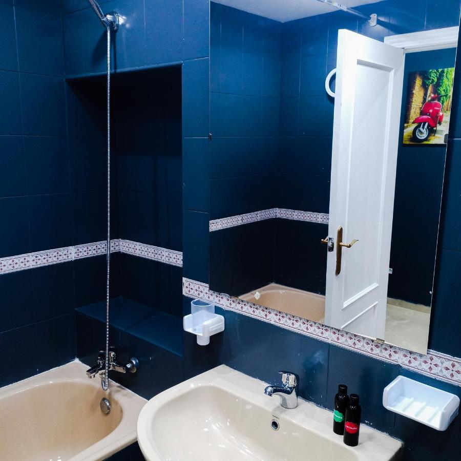 Nouveau Appartement Au Plein Centre-Ville En Face Hilton Tanger Extérieur photo